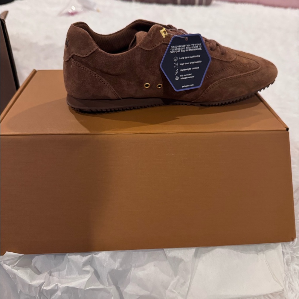 MCM Women's Tan Suede Sneakers - Picture 5 of 9